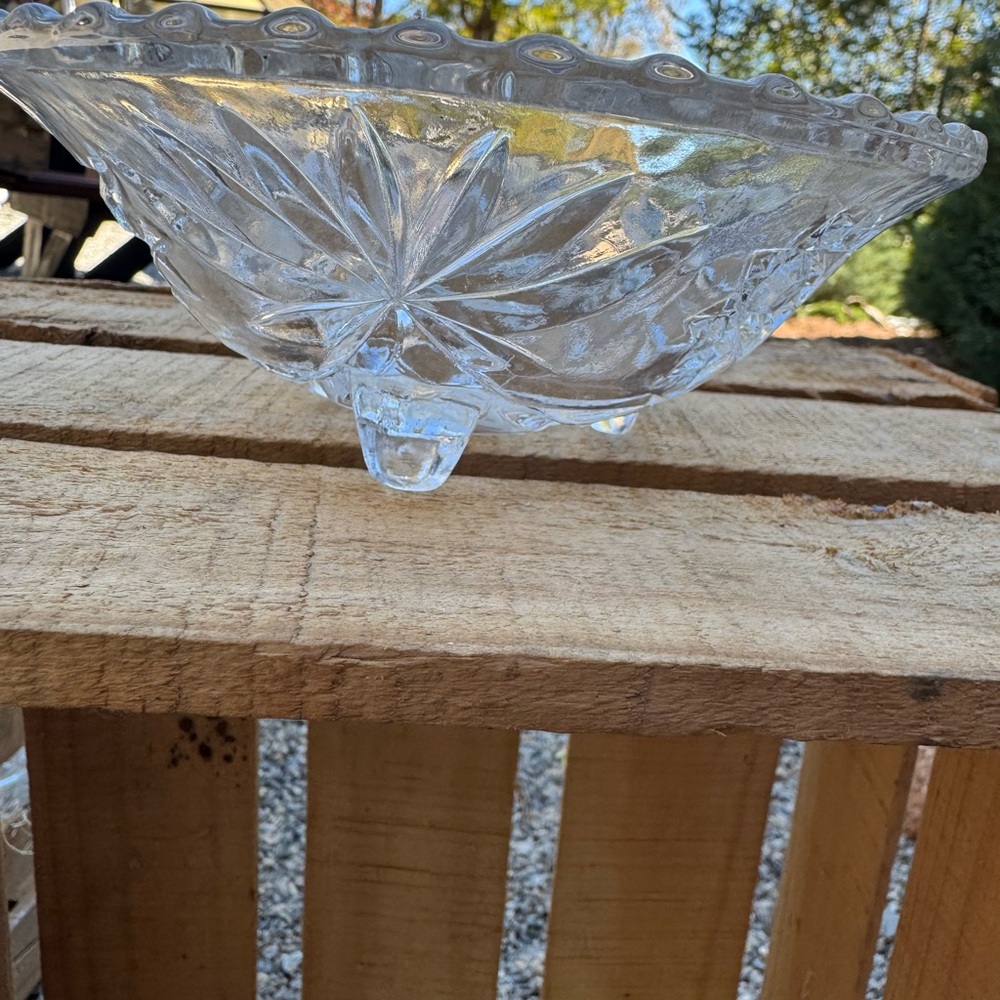 Vintage Clear Glass Decorative Bowl